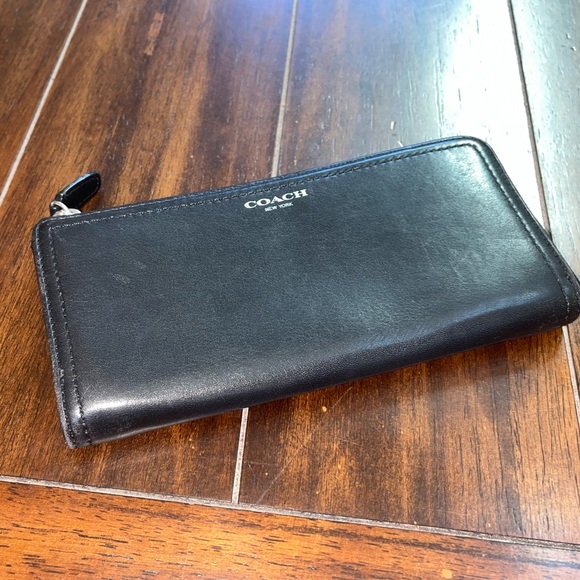 Coach Three Quarter Zip Wallet - Picture 1 of 5